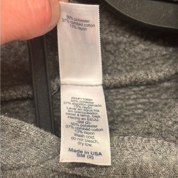 Genuine Cape Cod Boy’s grey 2T hoodie! Exlnt cndtn. 15% dsctw2+bndle. - Picture 4 of 6